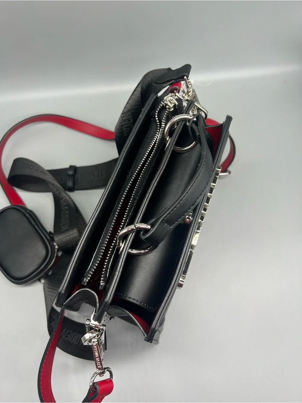 Steve Madden matching purse and wallet set